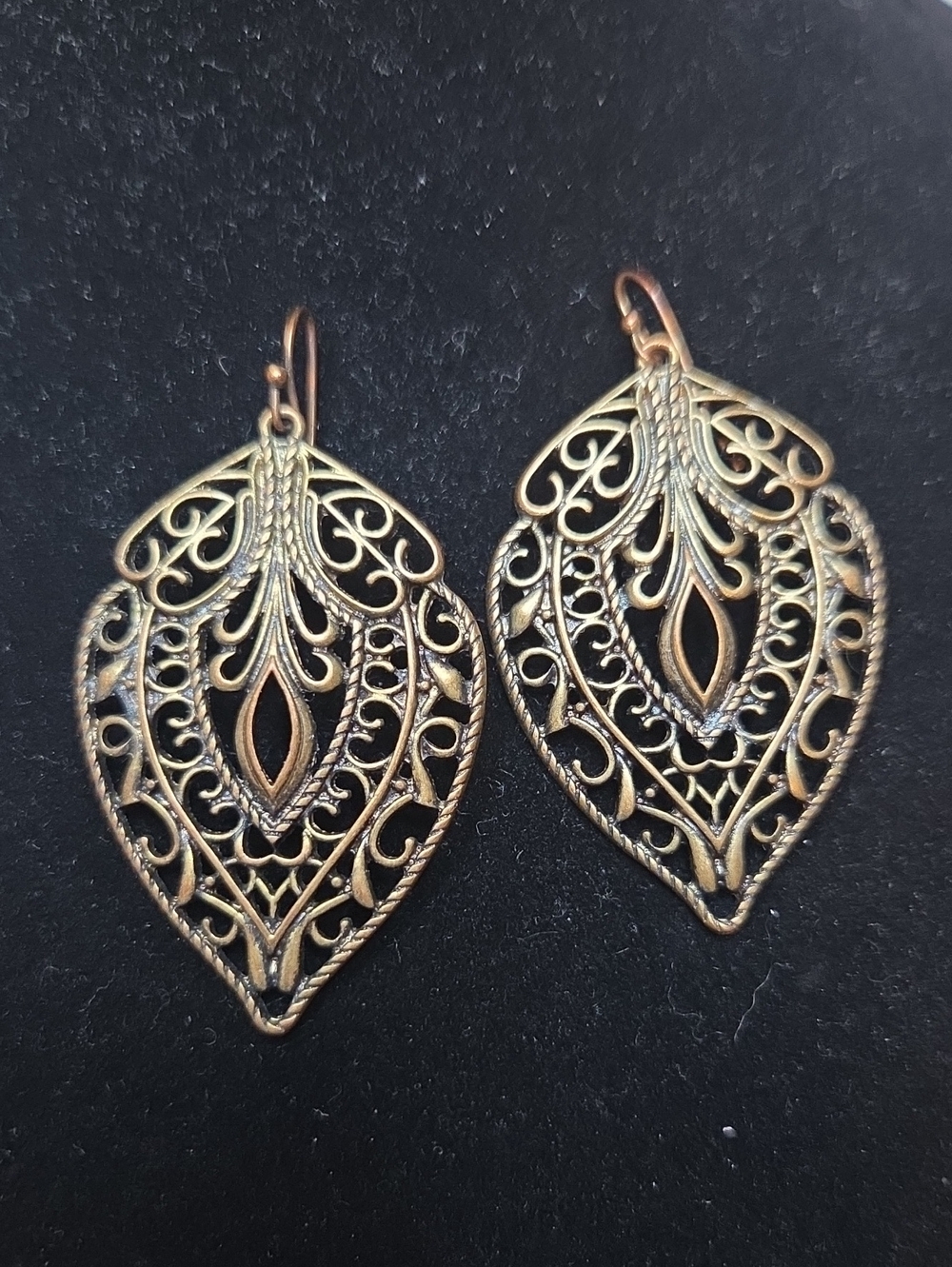 Filigree Teardrop Dangle Earrings in Antique Gold
